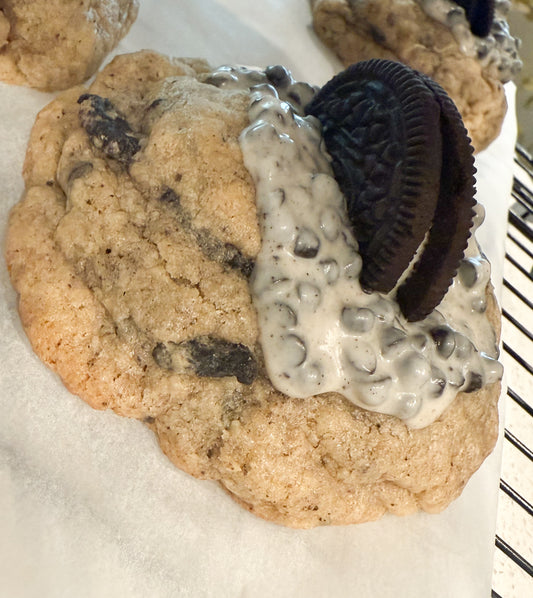 Oreo Cream Cloud Cookie
